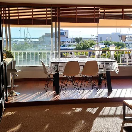 Apartment De Standing La Pecherie Spacieux T3 Comme Un Cocon Familial Vue Et Sur L'avant Port Sur Le Bout Du Bout De Cap D'agde Seule Cap En Occitanie *
