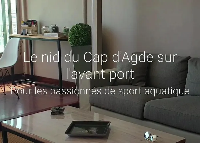 Résidence De Standing La Pêcherie Spacieux T3 Comme Un Cocon Familial Vue Et Sur L'avant Port Sur Le Bout Du Bout De Cap D'agde Seule Cap En Occitanie *