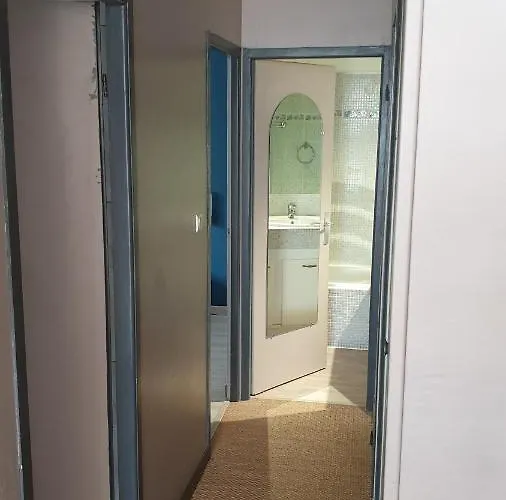 Résidence De Standing La Pêcherie Spacieux T3 Comme Un Cocon Familial Vue Et Sur L'avant Port Sur Le Bout Du Bout De Cap D'agde Seule Cap En Occitanie Apartamento Agde