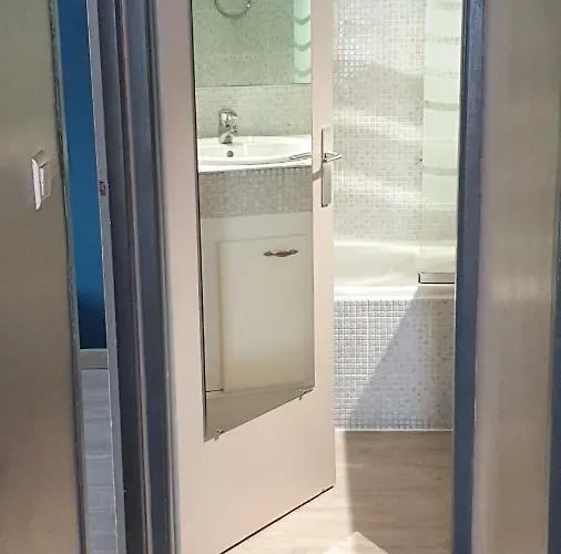 Résidence De Standing La Pêcherie Spacieux T3 Comme Un Cocon Familial Vue Et Sur L'avant Port Sur Le Bout Du Bout De Cap D'agde Seule Cap En Occitanie Apartamento