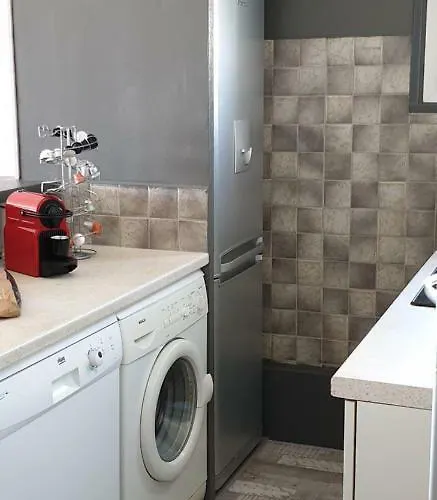 Résidence De Standing La Pêcherie Spacieux T3 Comme Un Cocon Familial Vue Et Sur L'avant Port Sur Le Bout Du Bout De Cap D'agde Seule Cap En Occitanie Apartamento Agde