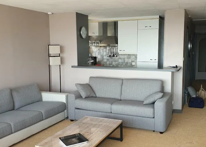 Résidence De Standing La Pêcherie Spacieux T3 Comme Un Cocon Familial Vue Et Sur L'avant Port Sur Le Bout Du Bout De Cap D'agde Seule Cap En Occitanie * Agde