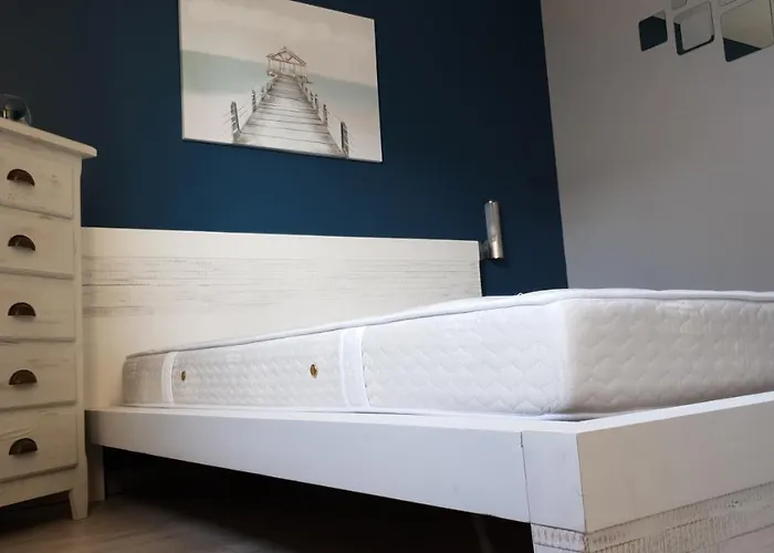 Résidence De Standing La Pêcherie Spacieux T3 Comme Un Cocon Familial Vue Et Sur L'avant Port Sur Le Bout Du Bout De Cap D'agde Seule Cap En Occitanie *