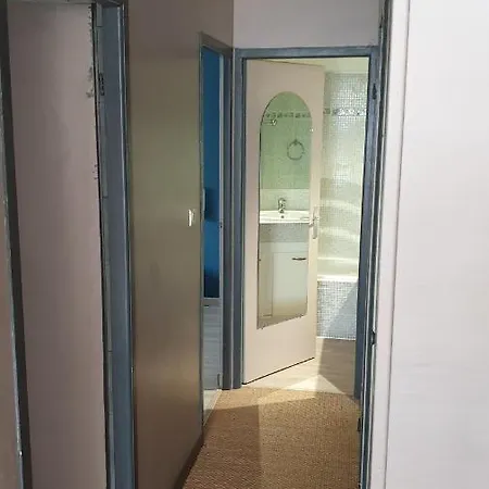 De Standing La Pecherie Spacieux T3 Comme Un Cocon Familial Vue Et Sur L'avant Port Sur Le Bout Du Bout De Cap D'agde Seule Cap En Occitanie Апартаменти Агд