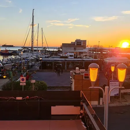 Lejlighed De Standing La Pecherie Spacieux T3 Comme Un Cocon Familial Vue Et Sur L'avant Port Sur Le Bout Du Bout De Cap D'agde Seule Cap En Occitanie Agde