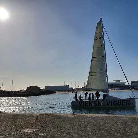 De Standing La Pecherie Spacieux T3 Comme Un Cocon Familial Vue Et Sur L'avant Port Sur Le Bout Du Bout De Cap D'agde Seule Cap En Occitanie *