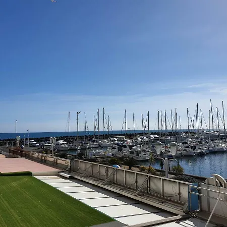De Standing La Pecherie Spacieux T3 Comme Un Cocon Familial Vue Et Sur L'avant Port Sur Le Bout Du Bout De Cap D'agde Seule Cap En Occitanie