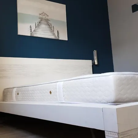 De Standing La Pecherie Spacieux T3 Comme Un Cocon Familial Vue Et Sur L'avant Port Sur Le Bout Du Bout De Cap D'agde Seule Cap En Occitanie *