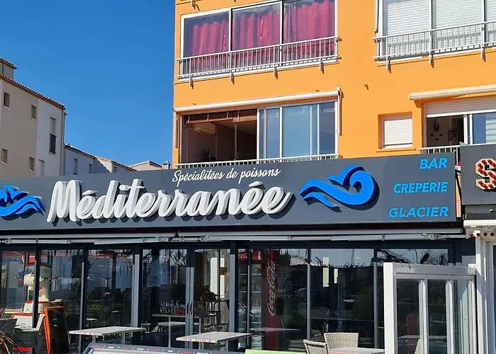 De Standing La Pecherie Spacieux T3 Comme Un Cocon Familial Vue Et Sur L'avant Port Sur Le Bout Du Bout De Cap D'agde Seule Cap En Occitanie アパート アグド